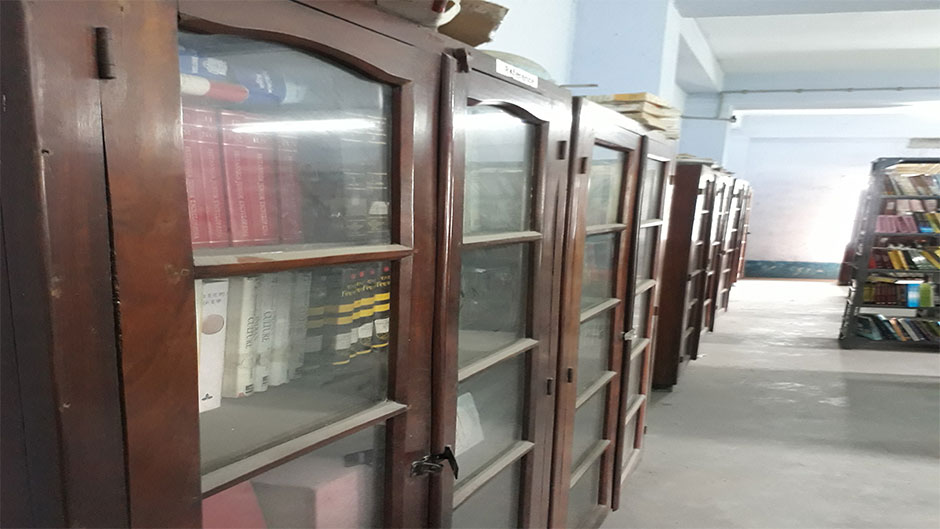 Photo by: Stuart SeegerLink: http://www.flickr.com/photos/stuseeger/97577797/