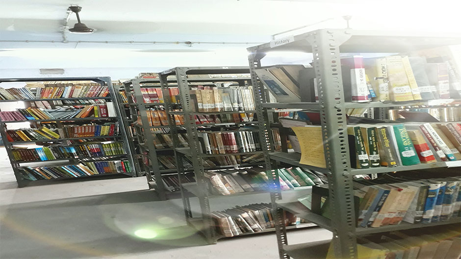 Photo by: Stuart SeegerLink: http://www.flickr.com/photos/stuseeger/97577798/